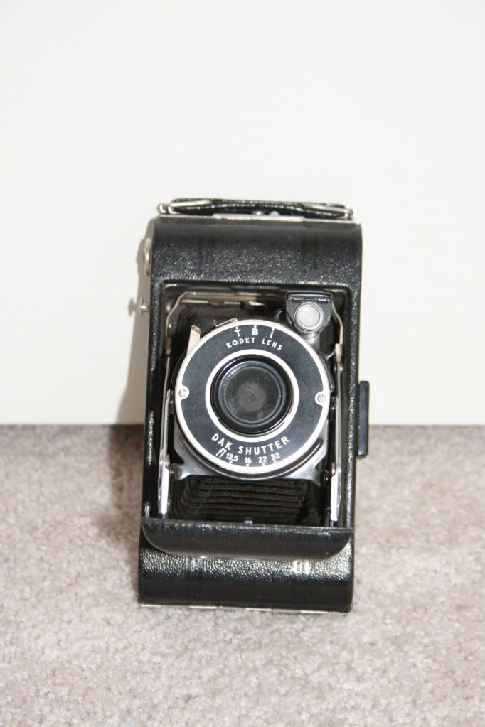 IMAGE: http://i921.photobucket.com/albums/ad51/bleezyblake/Random/IMG_0460.jpg