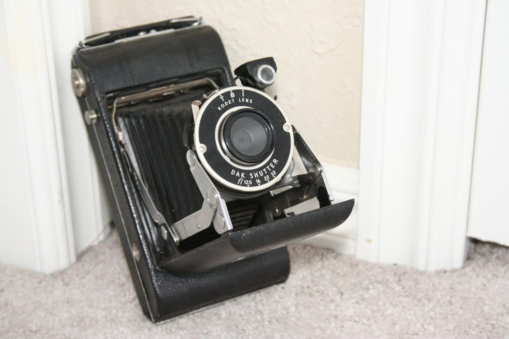 IMAGE: http://i921.photobucket.com/albums/ad51/bleezyblake/Random/IMG_0461.jpg