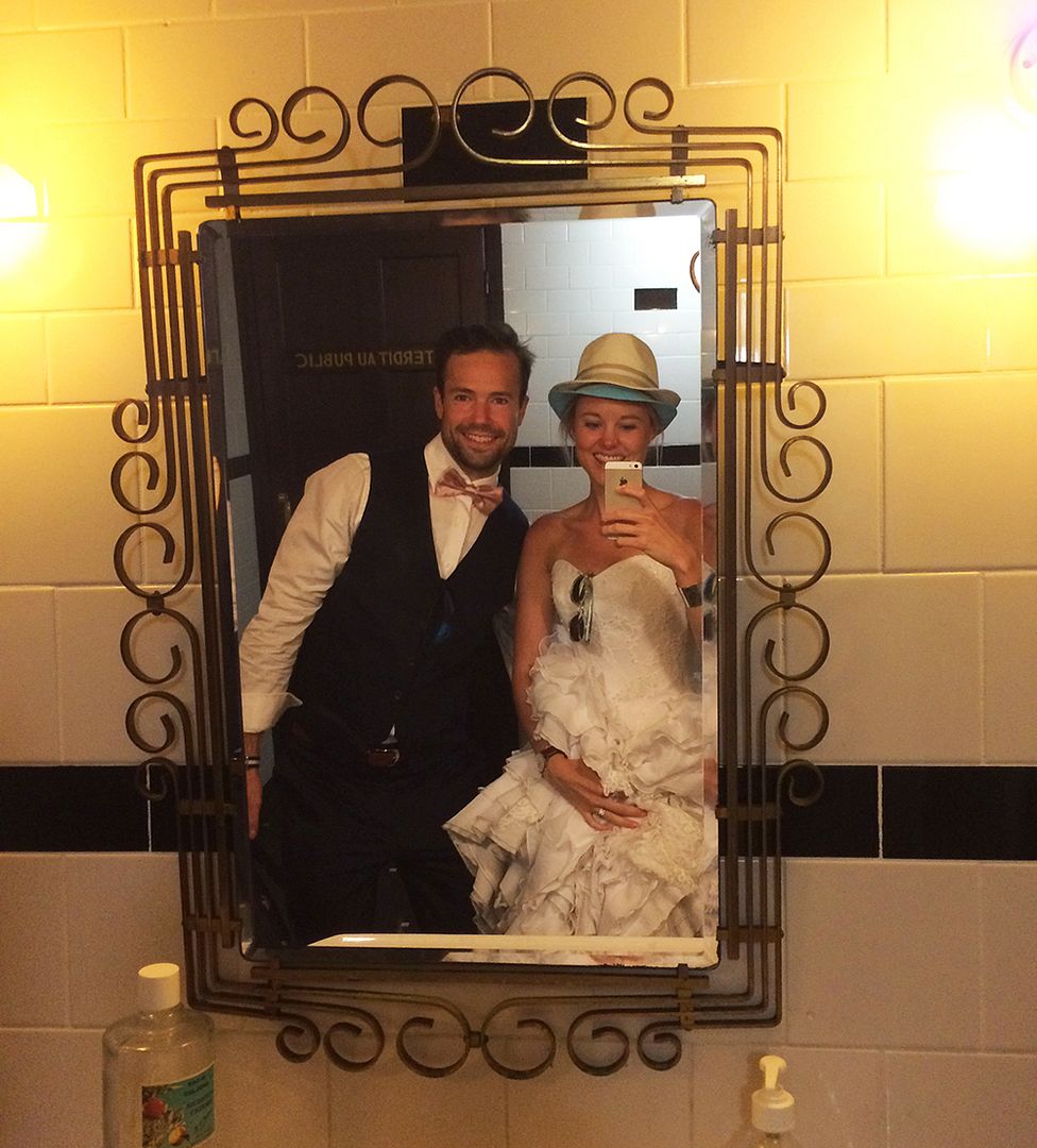  photo wedding dress paris bathroom_zpssgndsaqk.jpg