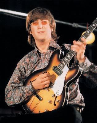 有关以下物品的详细资料: miniature guitar "john lennon" epiphone